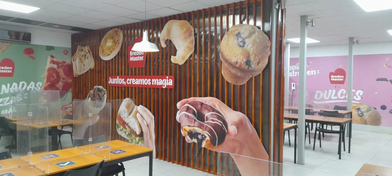 Breden Master · El mensaje en cada superficie
